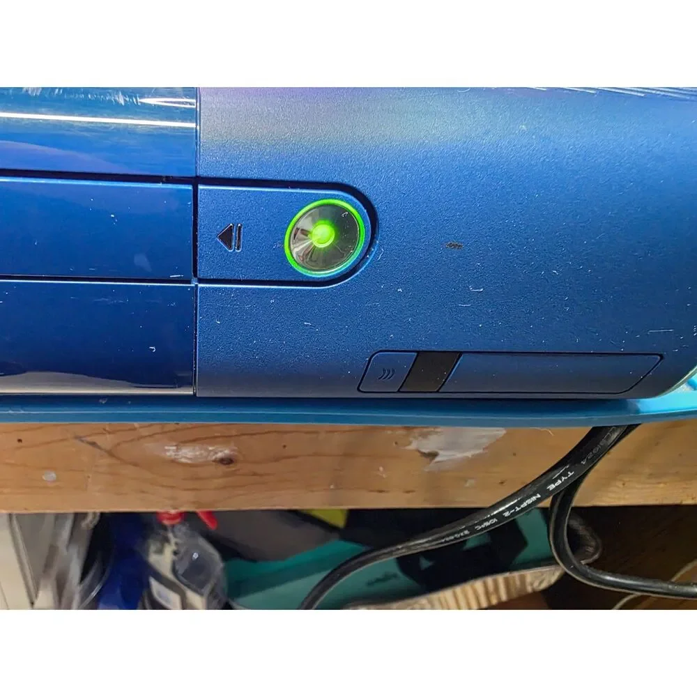 Xbox 360 E Console 500GB Blue Call of Duty Edition